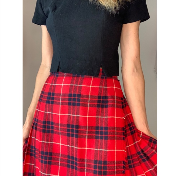 Vintage Handmade Plaid Wool Pleated Skirt - Picture 8 of 16